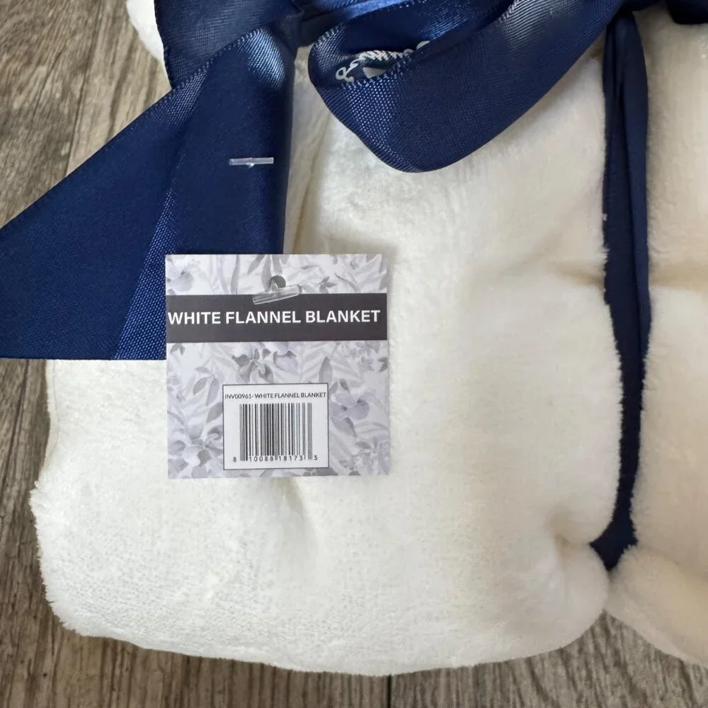 Tommy Bahama Ultra Soft White Flannel Throw Blanket 50